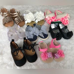 Baby girl shoes (Infant - Size 4)